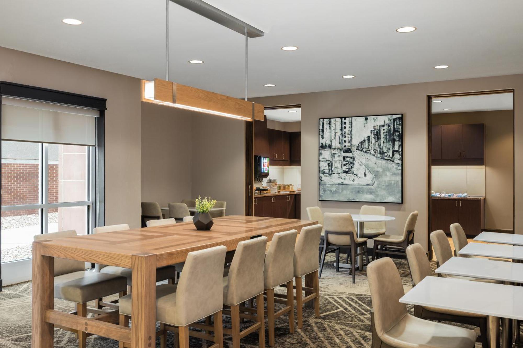 Residence Inn By Marriott Des Moines Downtown Buitenkant foto