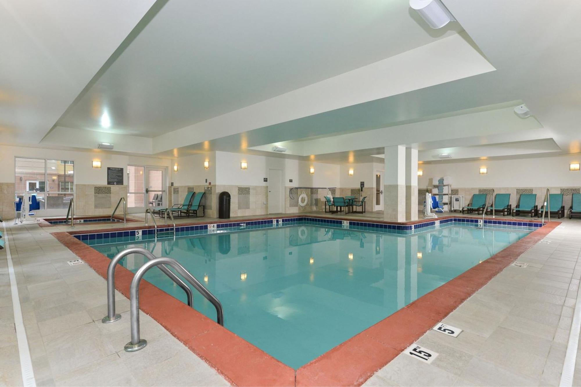 Residence Inn By Marriott Des Moines Downtown Buitenkant foto