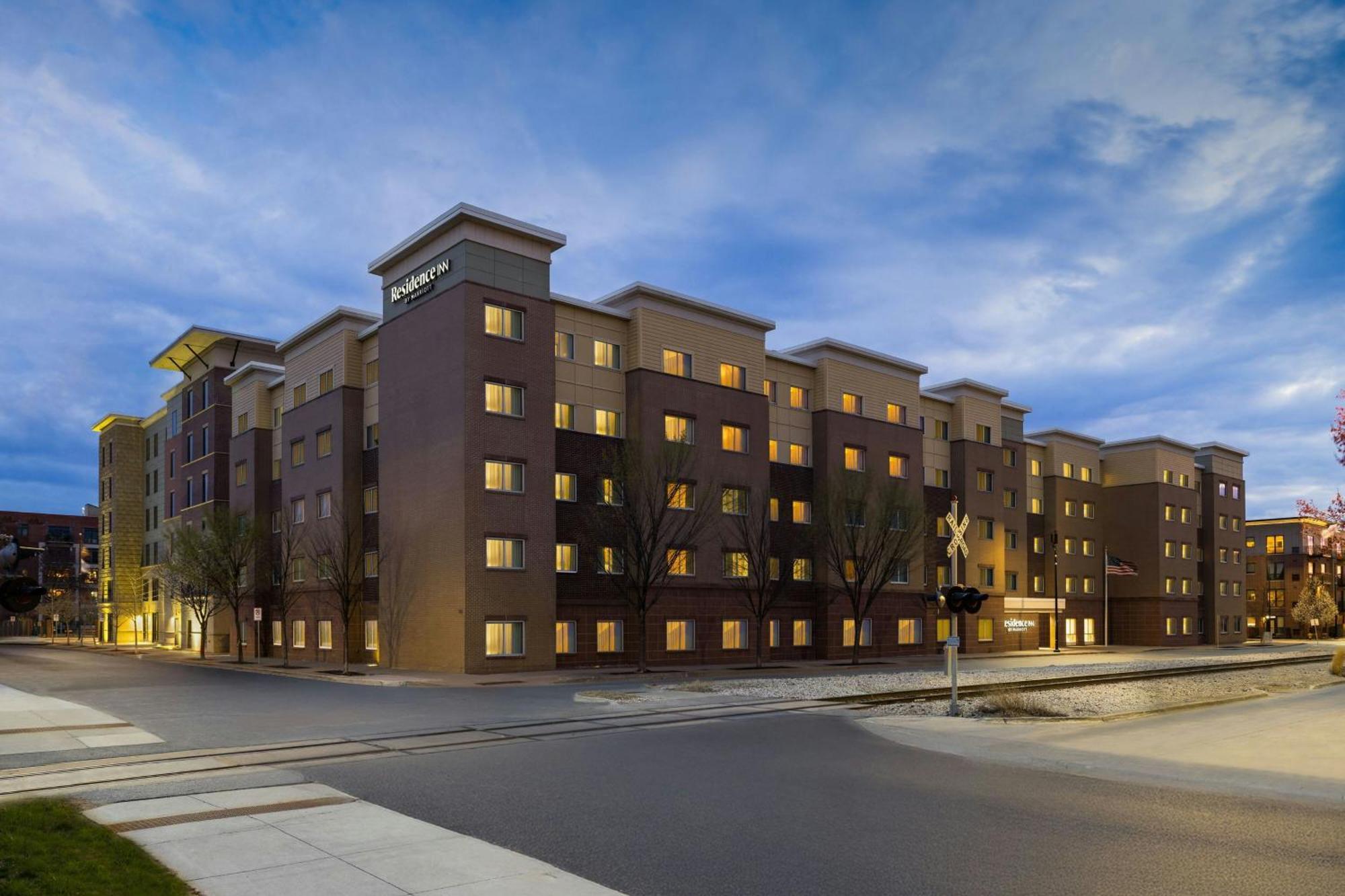 Residence Inn By Marriott Des Moines Downtown Buitenkant foto