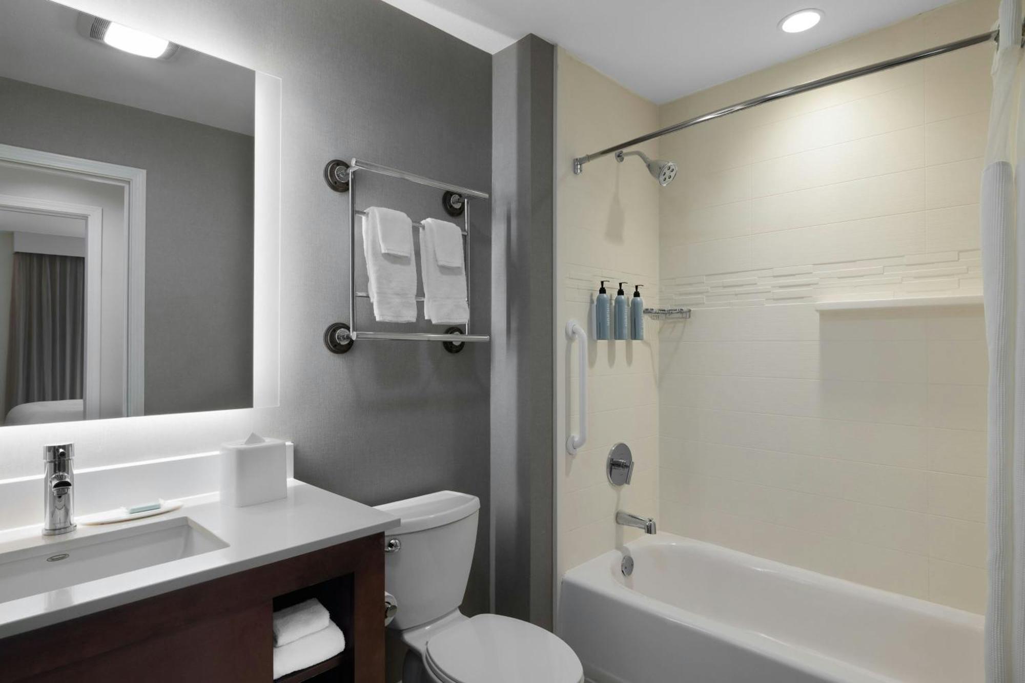 Residence Inn By Marriott Des Moines Downtown Buitenkant foto
